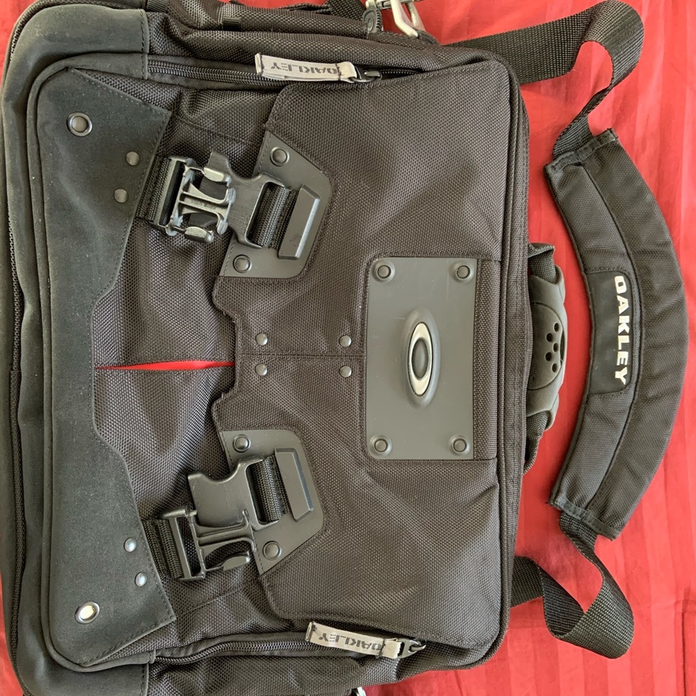 Oakley Ballistic Computer Bag